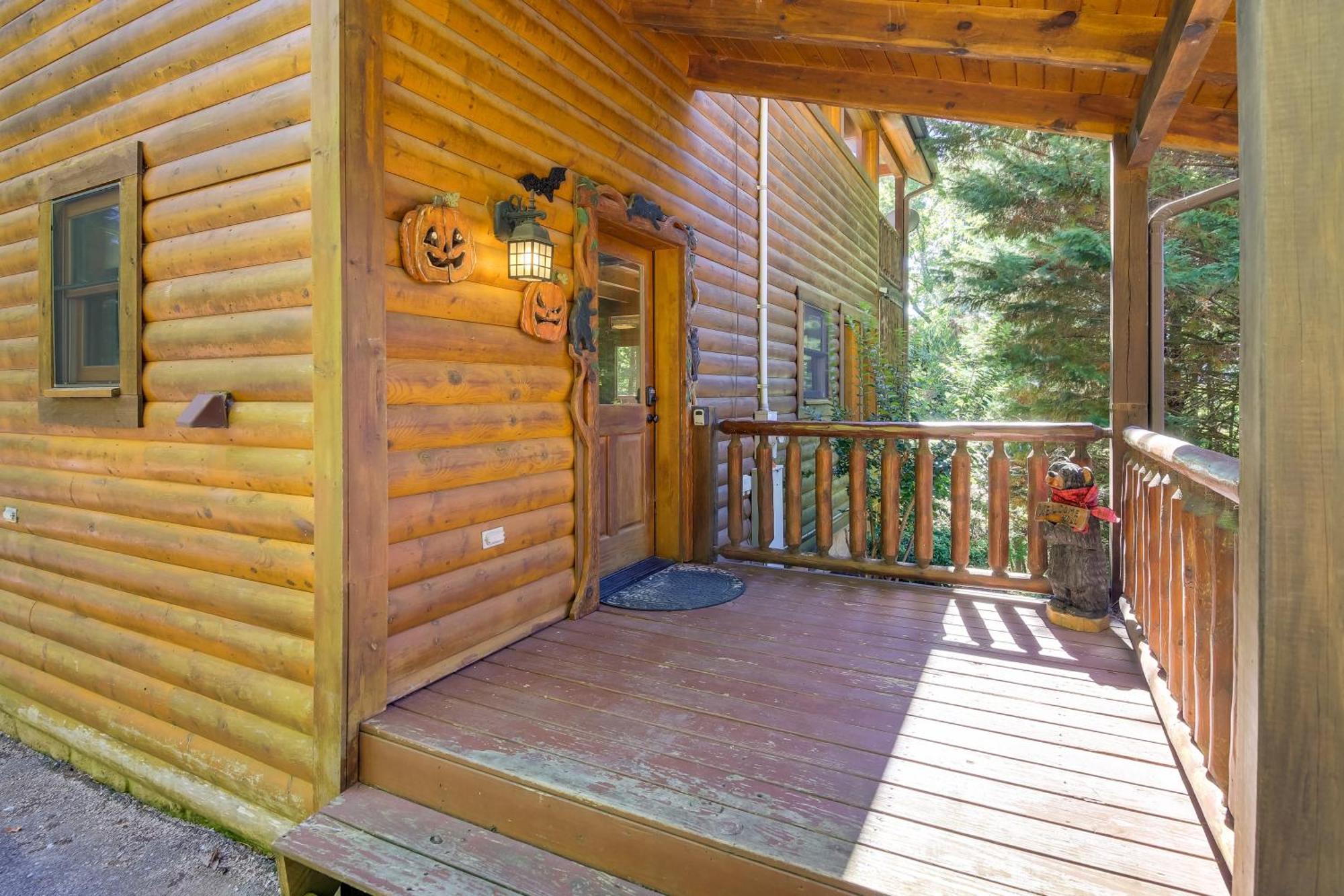 Secluded And Wooded Wears Valley Cabin With Fire Pit! Sevierville Exterior photo