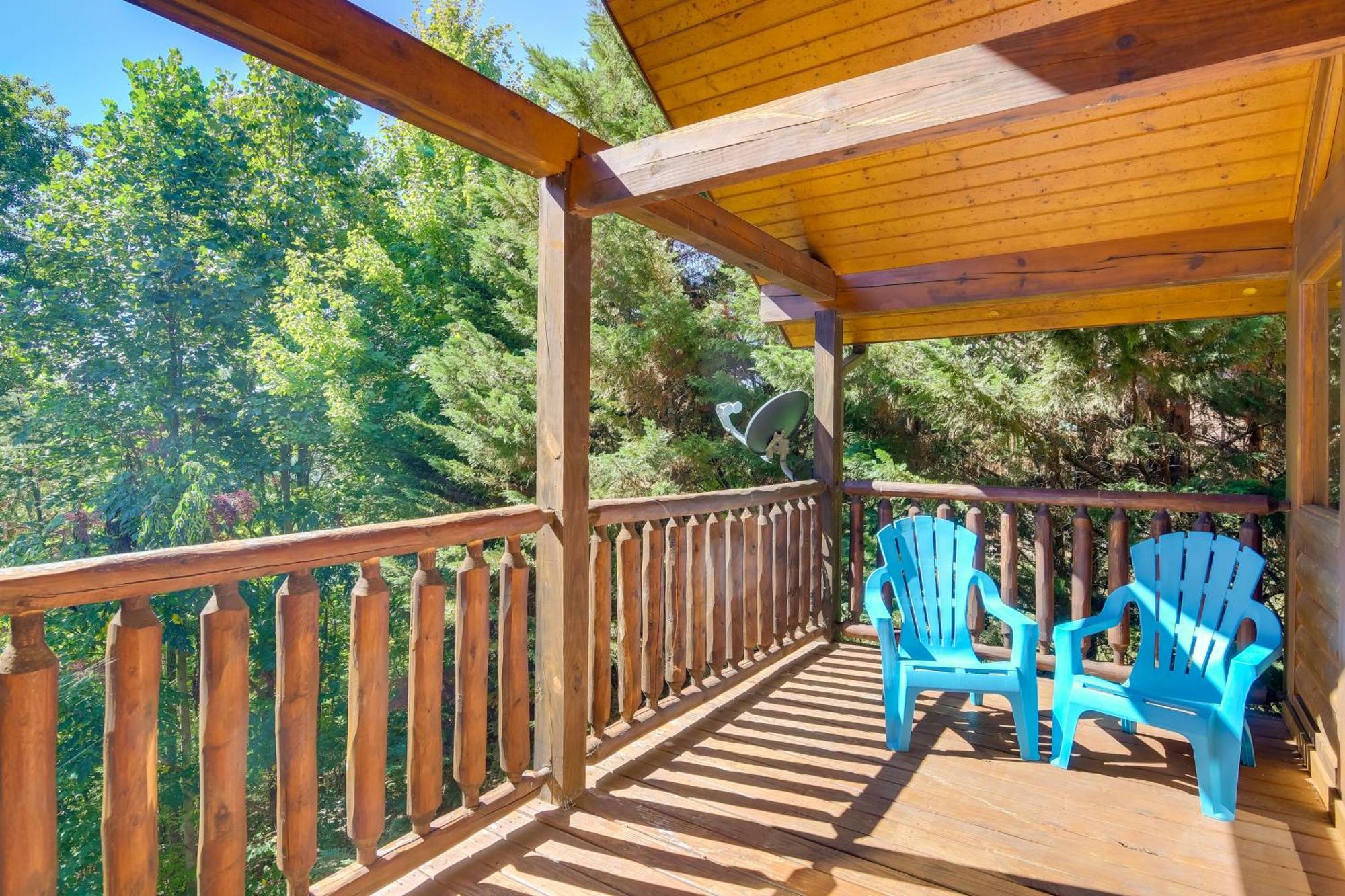 Secluded And Wooded Wears Valley Cabin With Fire Pit! Sevierville Exterior photo