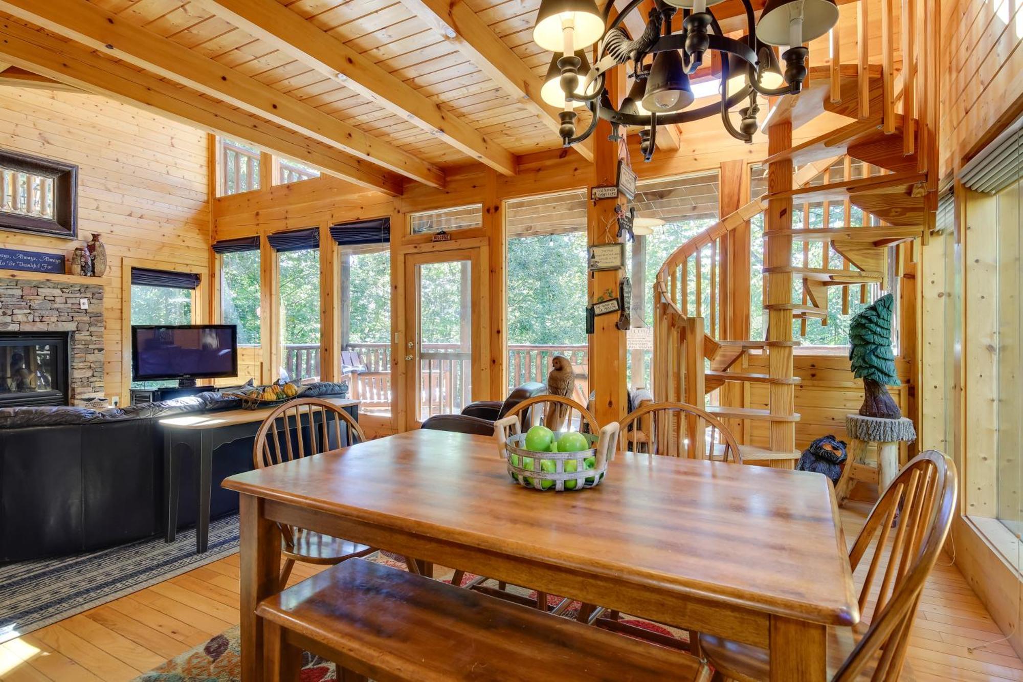 Secluded And Wooded Wears Valley Cabin With Fire Pit! Sevierville Exterior photo